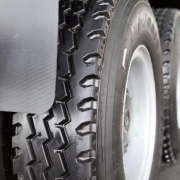 Reduzir custos com gestão de pneus