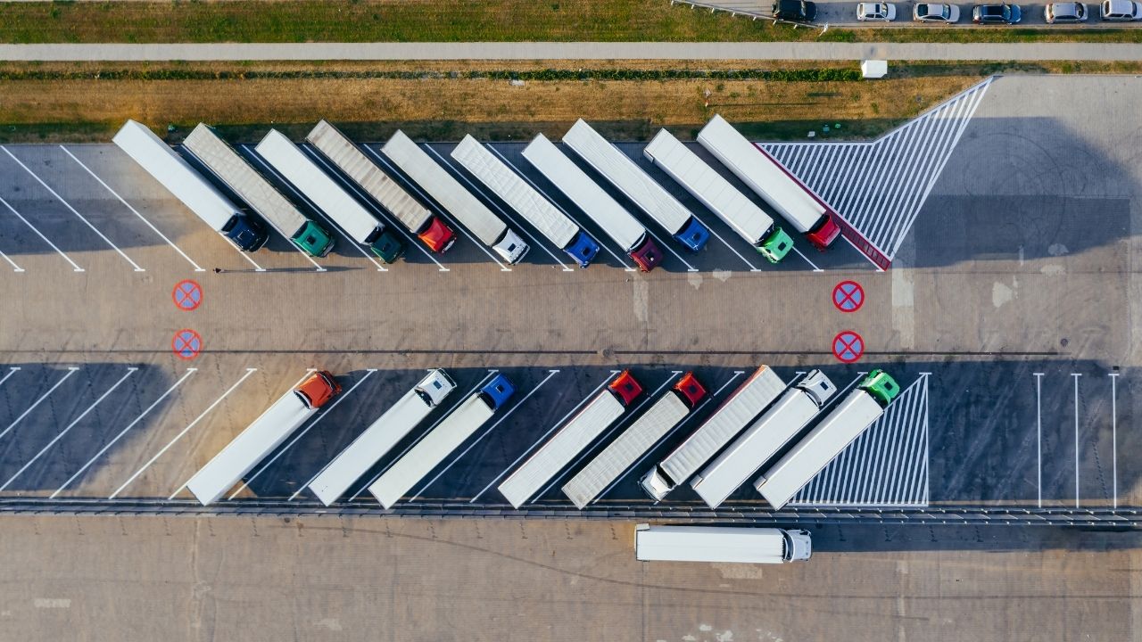 Frota de caminhões: 9 estratégias de gestão
