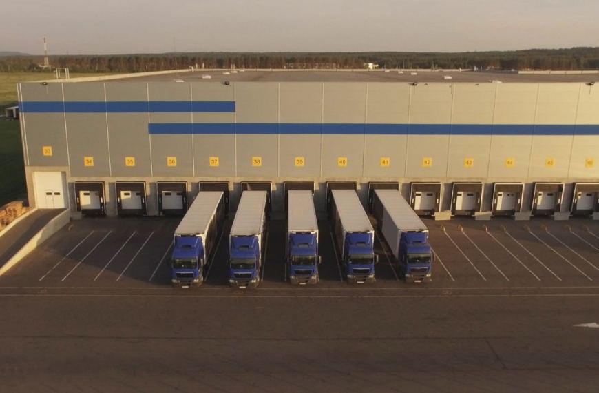 Produtos perecíveis: as melhores práticas para armazenamento e transporte